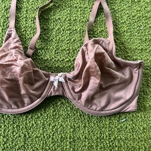 Betsey Johnson Unlined Underwire Nude/ Tan Bra 32D